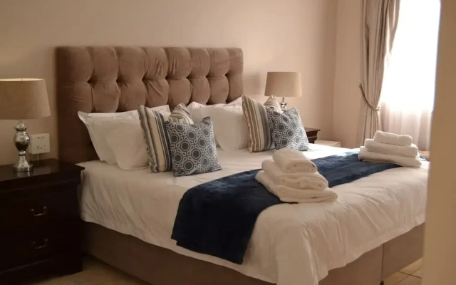 Caulfield self Catering