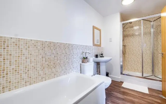 Asian Suite 2-bedroom Apartment