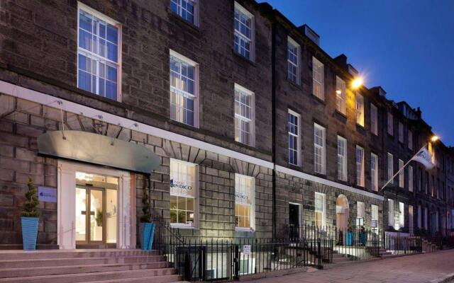 Отель Indigo Edinburgh Великобритания, Эдинбург - отзывы, цены и фото номеров - забронировать отель Indigo Edinburgh онлайн вид на фасад