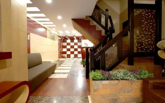 Hotel Monarch International
