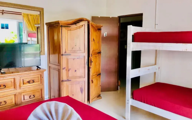 11 Pax Comfort Pool Villa