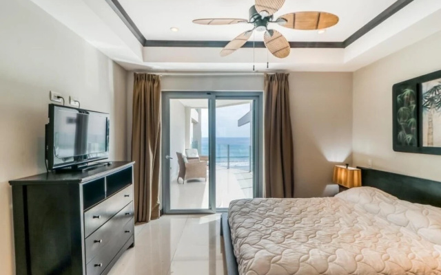 Elegant Beachfront Condo at Diamonte del Sol - 801s by RedAwning