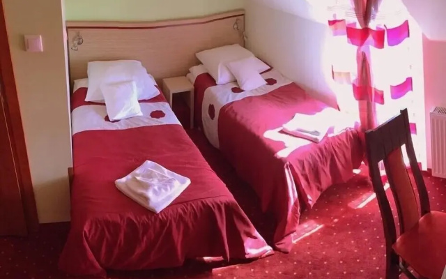 Hotel Vinci Airport