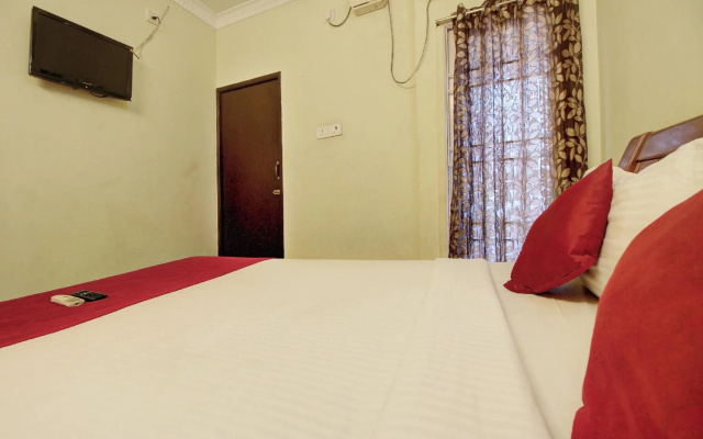 OYO Flagship 8645 Syeds Inn