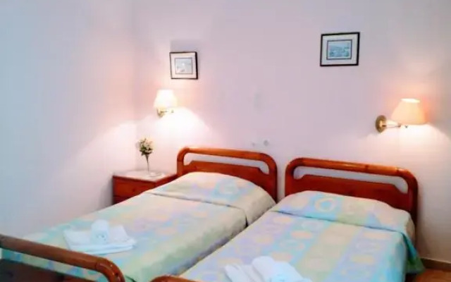spiros maria studios