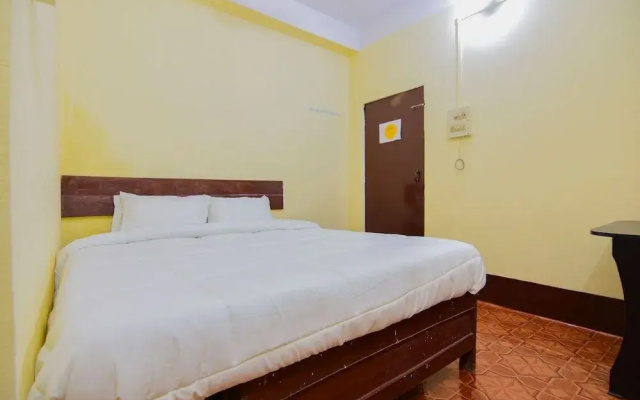 Spot On 30735 Madina Guest House