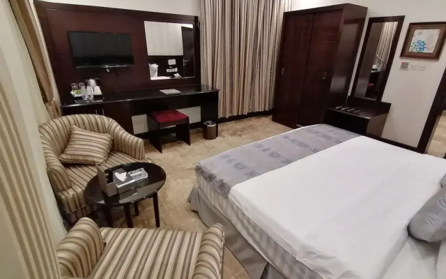 Almaali Hotel