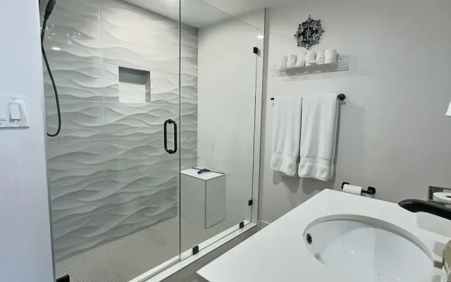 Sandy Cove - Unit 401