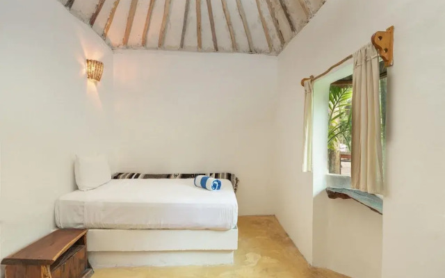 Yaxchen Tulum Cabañas & Cenote