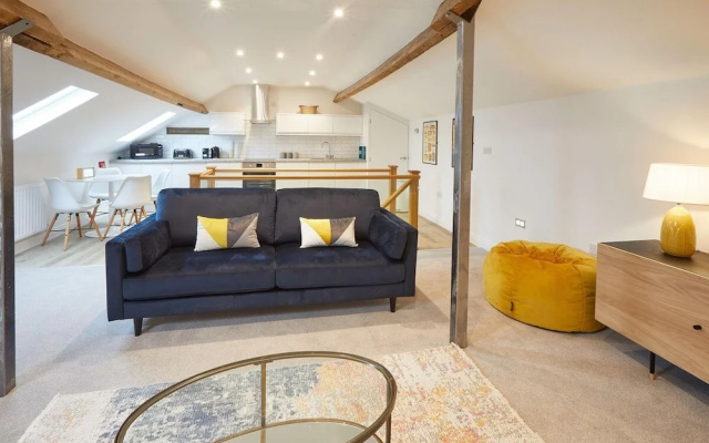 Host Stay Apartment C Cornerhouse Apartments