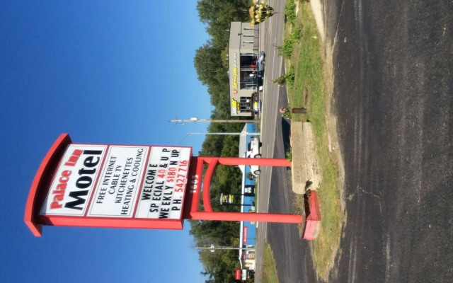 Palace Inn Motel