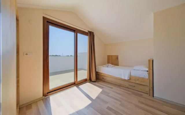 Talia deniz manzaralı 4 odalı lüks Villa