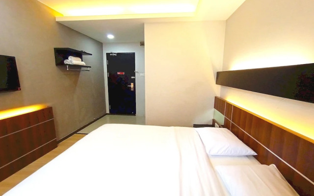 Hotel O Hi Inn