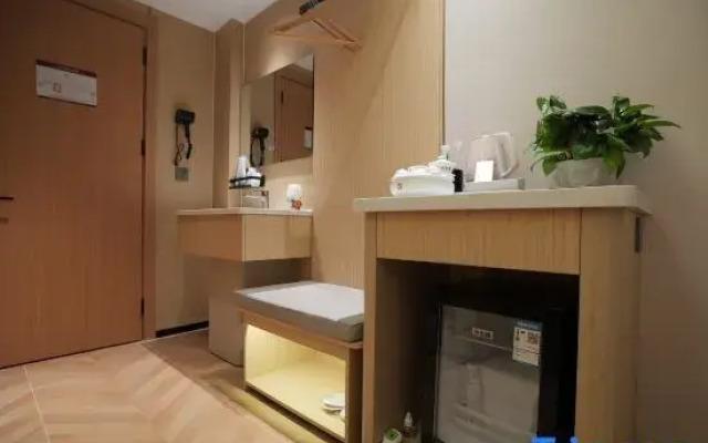 Shantou · YAQIAO HOTEL | Yaqiao Hotel (Jidele Sweet Soup Dongxia 100 Shopping Mall)