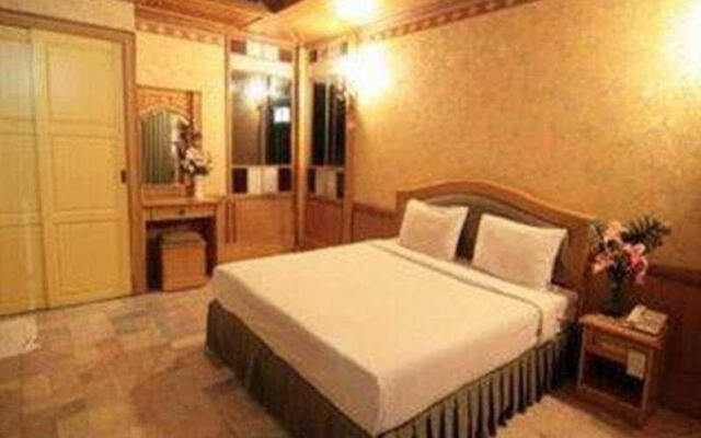 Отель 13 Coins Resort Bangna Bitec Бангкок комната для гостей