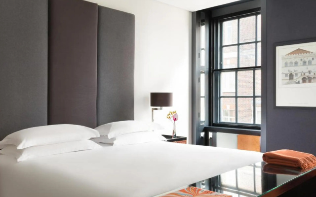 Grosvenor House Suites