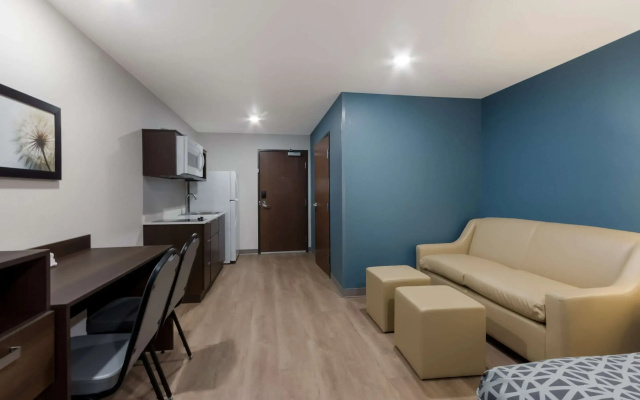 Woodspring Suites Chandler Airport