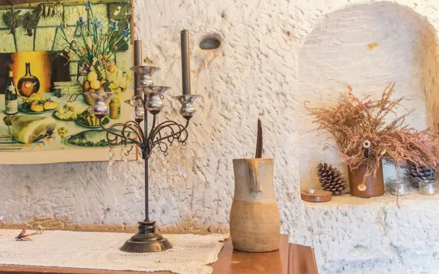 A Cave House With a Historic Charm