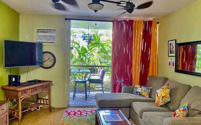 Kona Islander Inn Condos