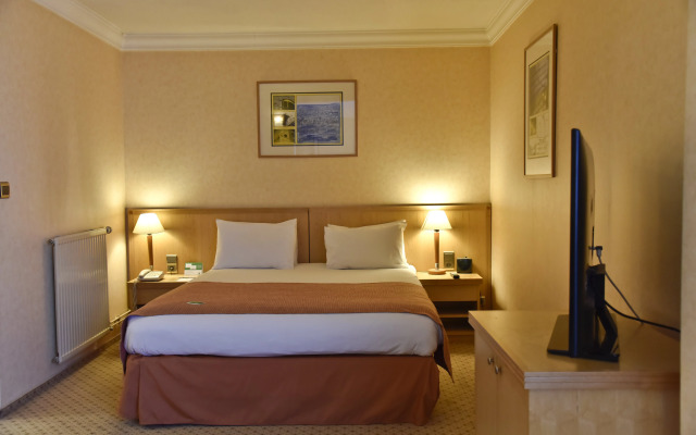Holiday Inn Calais by IHG