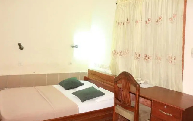 Liz Ani Hotel