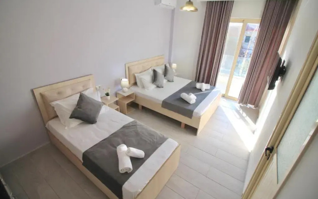 Vision 4 Ksamil Villa Apartments and Rooms