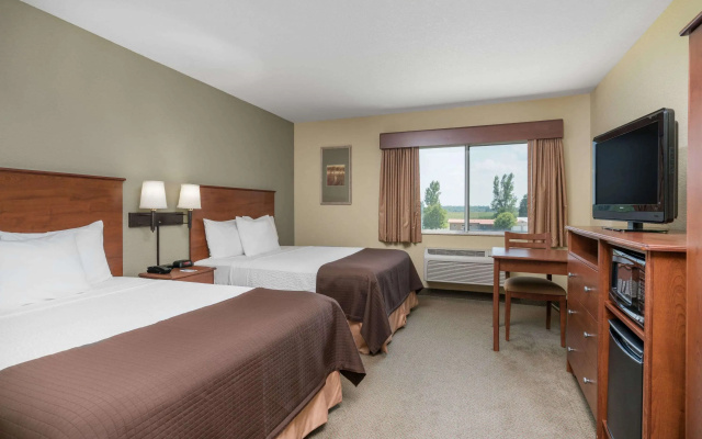 AmericInn by Wyndham Newton