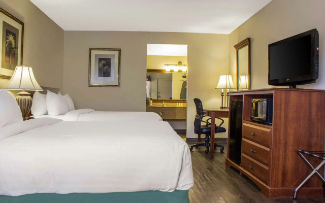 Quality Inn Benson I-10 Exit 304