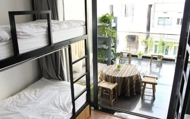 3S Hostel Corner