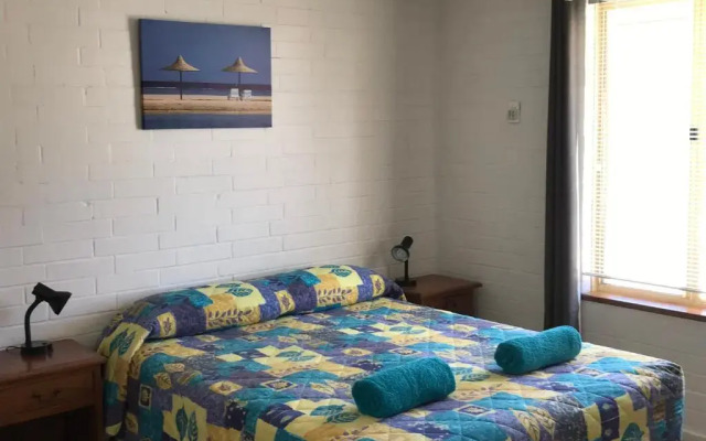 Shark Bay Seafront Apartments