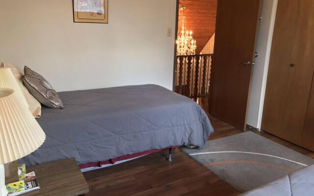 Отель Wild Rose Bed & Breakfast комната для гостей