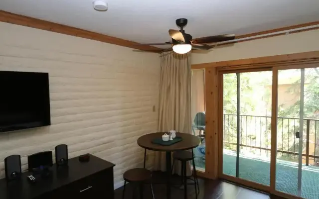 North Lake Lodges & Villas