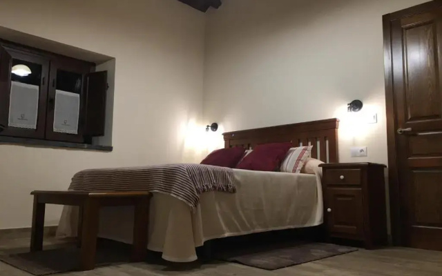 La Casa Vieja de Caneo - APARTAMENTOS RURALES 3 llaves