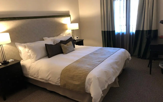 The National Hotel