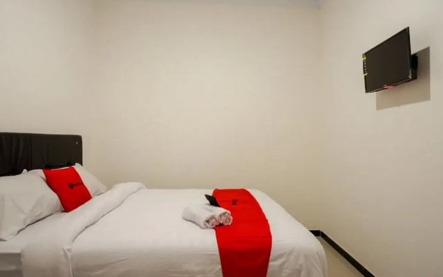 Rumah Indah Eksekutif Home Stay by RedDoorz