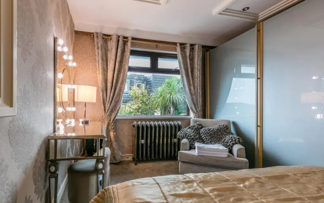 The Cool Belfast Home