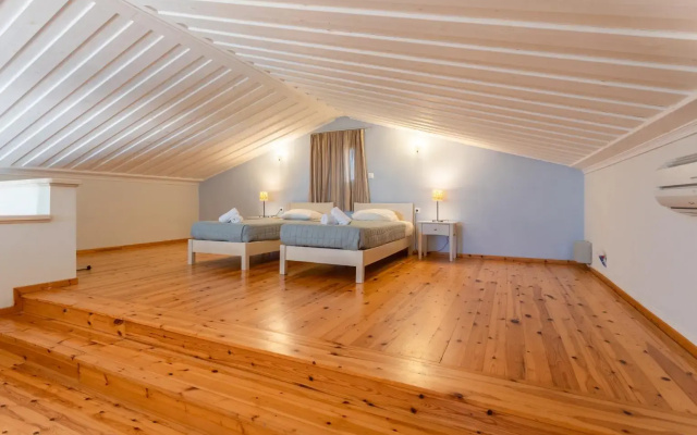 Antigoni Beach House