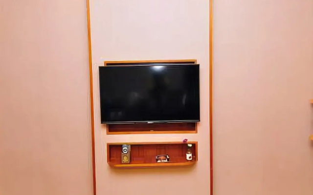 Wenhao Business Hotel (Guangzhou Julong Subway Station)