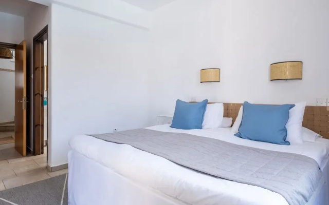 Sanders Azzurro - Adorable Villa w/ Private Pool