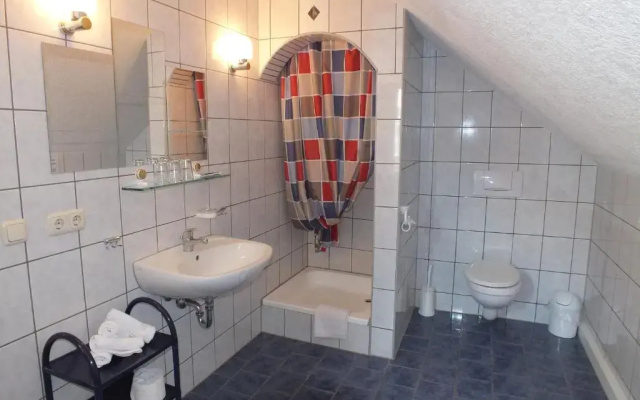Gasthaus & Pension "Schwarzer Adler"