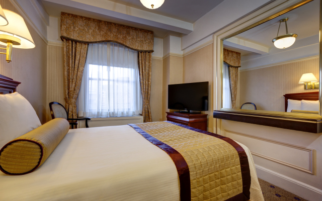 Отель Wellington Hotel США, Нью-Йорк - 10 отзывов об отеле, цены и фото номеров - забронировать отель Wellington Hotel онлайн комната для гостей