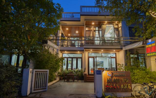 Отель Sun Lake Homestay вид на фасад