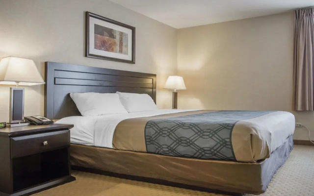Econo Lodge Winnipeg
