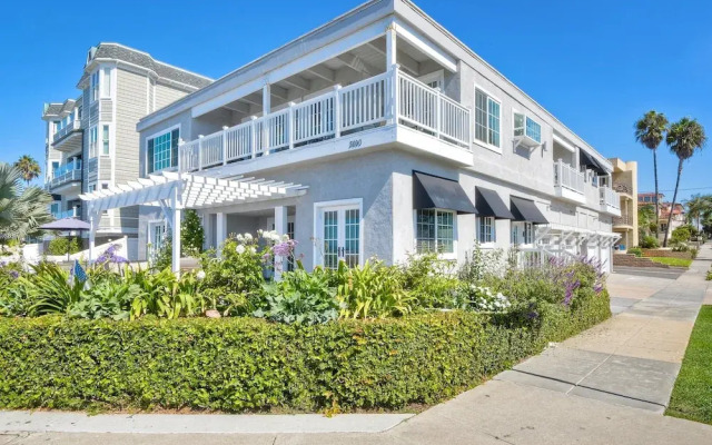 3690 Carlsbad Boulevard - Unit A