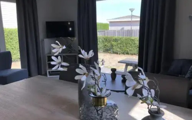 Recreatiepark En Jachthaven Rhederlaagse Meren