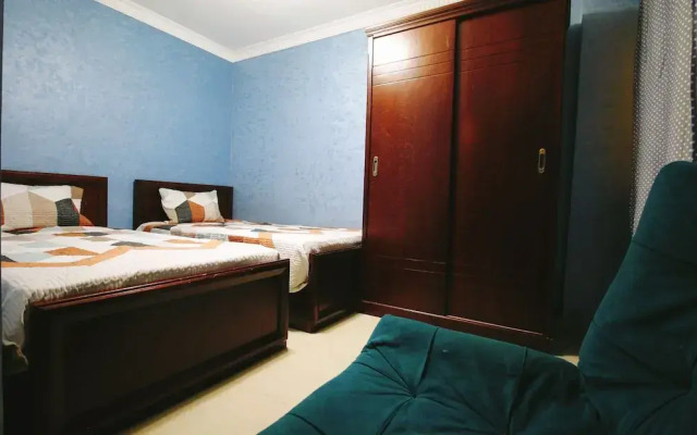 Golden Charming 3-bed Apartment in Cairo
