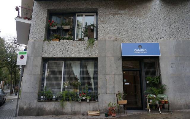 Отель Camino Bed & Breakfast Испания, Барселона - отзывы, цены и фото номеров - забронировать отель Camino Bed & Breakfast онлайн вид на фасад