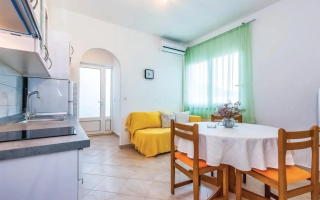 Stunning Home in Supetarska Draga With Wifi and 1 Bedrooms