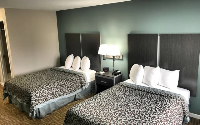 BridgePointe Inn & Suites