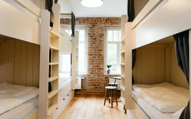 Hostel Multitude